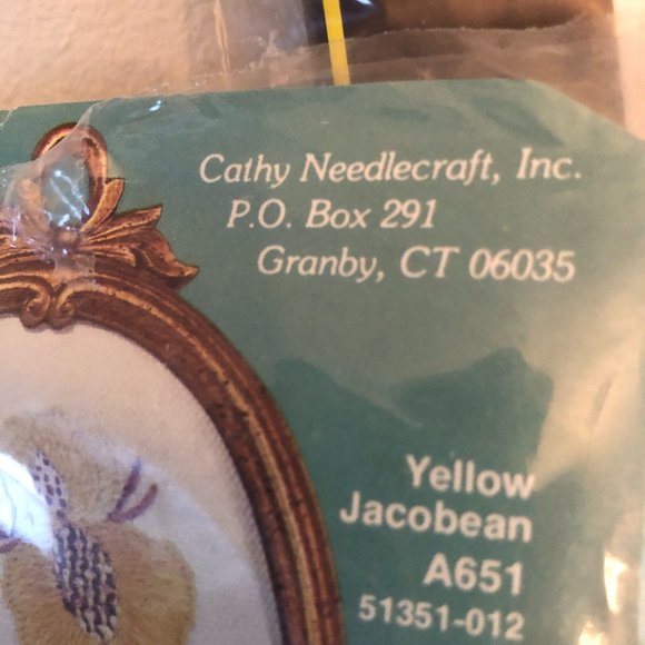 EMBROIDERY /CREWEL BOOK 1ST EDITION 1983 BETTER HOMES AND GARDENS AND PROJECTS - Picture 14 of 16